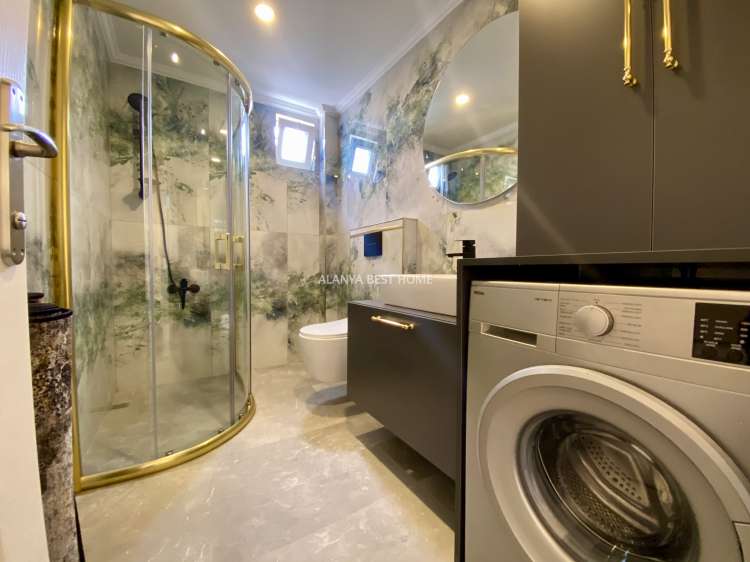 ALANYA MERKEZ'DE ULTRA LÜKS EŞYALI DENİZ KALE MANZARALI SİTE İÇERİSİNDE 2+1 DAİRE