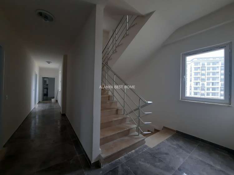 AVSALLAR DENİZE YAKIN KAT MÜLKİYETLİ OTURUMA HAZIR 