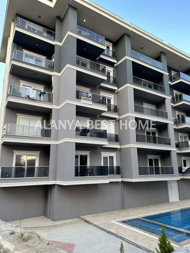 AVSALLAR DENİZE YAKIN KAT MÜLKİYETLİ OTURUMA HAZIR 