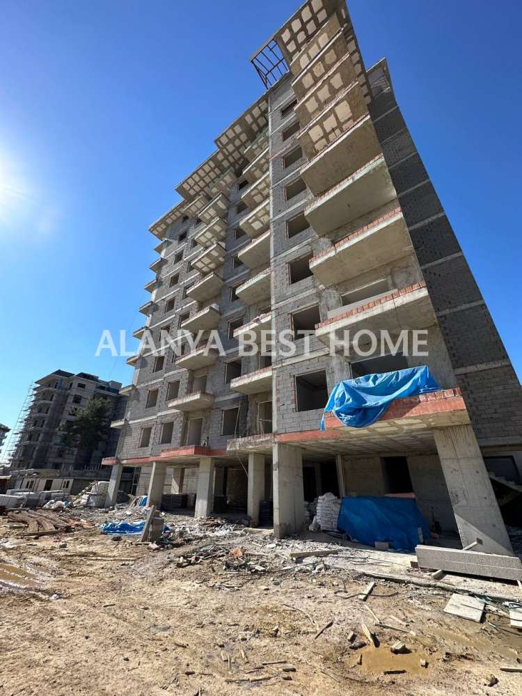 AVSALLAR'DA İNŞAATI DEVAM ETMEKTE OLAN FULL AKTİVİTELİ PROJEDE 1. KAT 1+1 SATILIK DAİRE