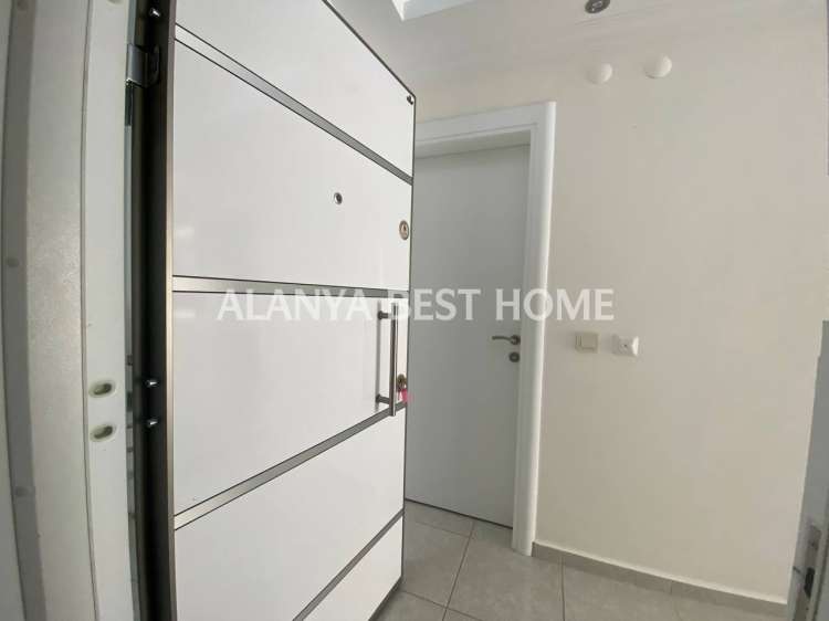 MAHMUTLAR'DA FULL AKTİVİTELİ SİTE İÇERİSİNDE 5. KAT SIFIR EŞYALI DENİZ MANZARALI SATILIK DAİRE