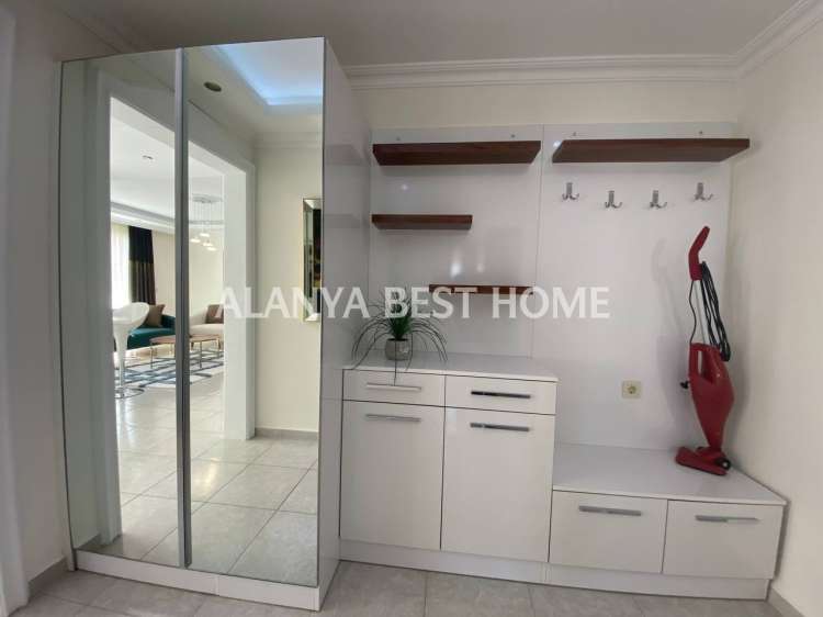 MAHMUTLAR'DA FULL AKTİVİTELİ SİTE İÇERİSİNDE 5. KAT SIFIR EŞYALI DENİZ MANZARALI SATILIK DAİRE