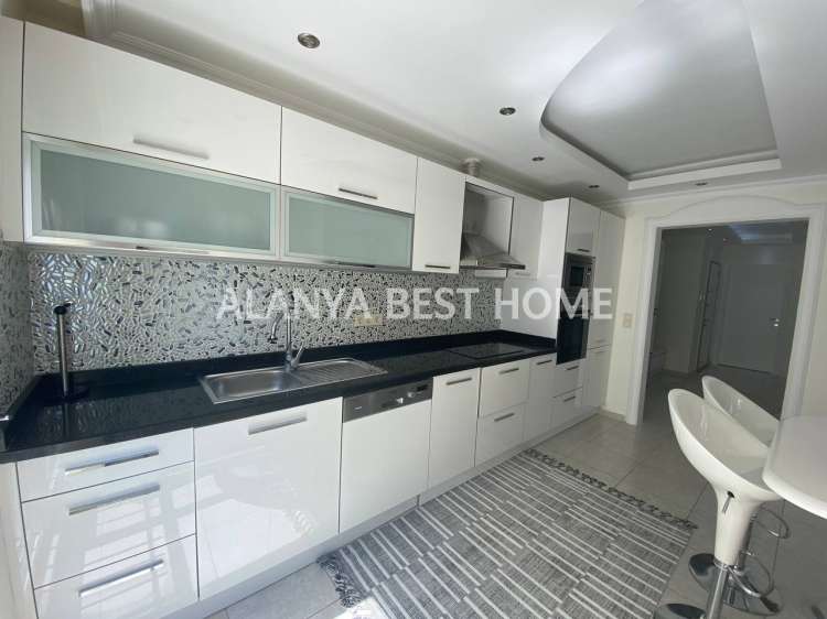 MAHMUTLAR'DA FULL AKTİVİTELİ SİTE İÇERİSİNDE 5. KAT SIFIR EŞYALI DENİZ MANZARALI SATILIK DAİRE