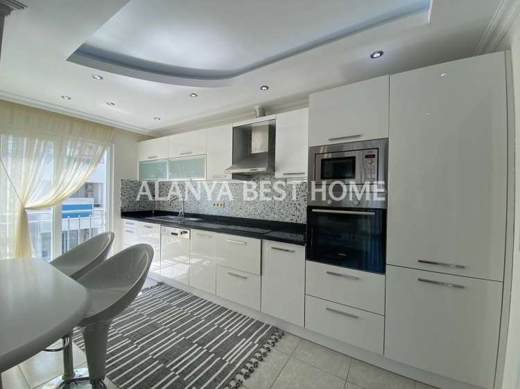 MAHMUTLAR'DA FULL AKTİVİTELİ SİTE İÇERİSİNDE 5. KAT SIFIR EŞYALI DENİZ MANZARALI SATILIK DAİRE